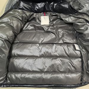 Nuovo <span class=keywords><strong>Piumino</strong></span> Invernale da <span class=keywords><strong>Uomo</strong></span> <span class=keywords><strong>Nero</strong></span> di Alta Qualità con Logo Personalizzato, Giacca Stile Puffer con Cappuccio, Modello Streetwear - Product Image 5