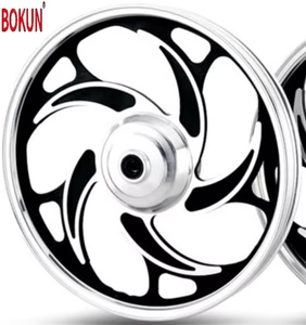 Jantes de <span class=keywords><strong>moto</strong></span> en alliage d'aluminium forgé, série WY150, 1,6/2,15x18 pouces, cinq branches, couleur argent-noir, livraison directe d'usine - Product Image 1