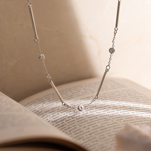 Collier en Acier Inoxydable Plaqué <span class=keywords><strong>Or</strong></span> 18K avec Zircon <span class=keywords><strong>Blanc</strong></span> pour <span class=keywords><strong>Femme</strong></span> – Chaîne Ras du Cou Classique et Tendance – Nouveauté Transfrontalière - Product Image 3