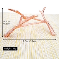 Vente en gros de supports artisanaux en forme de brindille en alliage, base boule de cristal, ornement d'art de table, décoration d'intérieur
