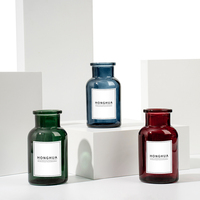 Diffuseur d'arômes en verre artisanal de qualité supérieure avec couvercle décoratif pour l'affichage de parfums d'huiles essentielles de luxe