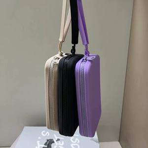 THK0318 vente en gros sac en silicone portefeuille de bonbons pochette mobile rectangulaire sac à cosmétiques sac à main filles étui de maquillage lavable - Product Image 4