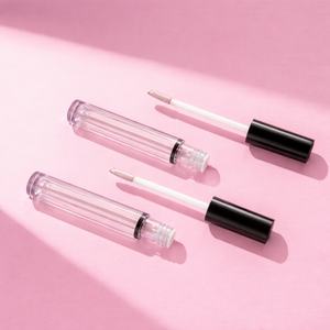 Conteneurs à gloss à lèvres vides ronds de 4 ml avec logo personnalisé, grand applicateur, tube à gloss à lèvres recyclable, emballage cosmétique - Product Image 1