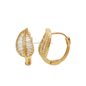 Nouveauté, <span class=keywords><strong>boucles</strong></span> <span class=keywords><strong>d</strong></span>'<span class=keywords><strong>oreilles</strong></span> de luxe en <span class=keywords><strong>or</strong></span> pur 18 carats avec diamants, véritables <span class=keywords><strong>boucles</strong></span> <span class=keywords><strong>d</strong></span>'<span class=keywords><strong>oreilles</strong></span> en <span class=keywords><strong>or</strong></span> <span class=keywords><strong>750</strong></span> en forme de feuille, bijoux fins - Product Image 1