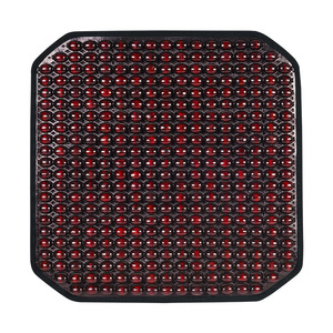 Coussin de siège en perles de bois 45x45 cm, tapis rafraîchissant carré universel pour voiture et maison, antidérapant, design plat, utilisation quatre saisons - Product Image 1