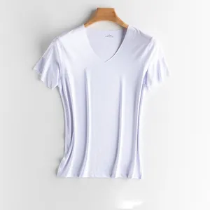 도매 저렴한 실크 100% 폴리 에스터 V 넥 망 T 셔츠 슬림 피트 남성 T 셔츠 사용자 정의 로고 T 셔츠