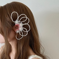 Manchette d'oreille gauche style Mori, perle acrylique, fleur, clip d'oreille non percé, bijoux d'oreille pour femme, accessoires de mariage