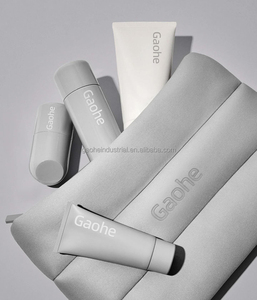 OEM Factory Custom <strong>Cosmetic</strong> <strong>Bag</strong> Makeup <strong>Bag</strong> Neoprene Puffy Bubble Pouch Beauty Skincare Storage Scuba Toilet <strong>Bag</strong> - Product Image 1