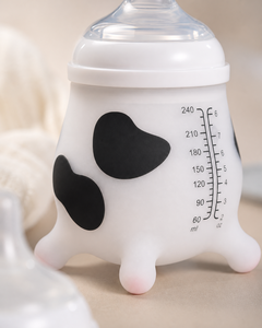 Biberón de Silicona Líquida de Grado Alimenticio con Forma de Vaca, Biberón de Boca Ancha Anticólicos para Bebés, Resistente a Altas Temperaturas - Product Image 6