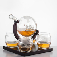 Ensemble de carafe à whisky en verre borosilicate gravé avec globe terrestre de 1000 ml avec bouchon et 4 verres