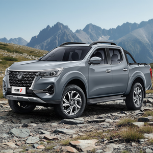 Camioneta Nueva <span class=keywords><strong>de</strong></span> la Marca Dongfeng Rich, Vehículo a Gasolina/Diésel, Volante a la Izquierda, Camión <span class=keywords><strong>de</strong></span> Carga con Tracción en las 4 Ruedas - Product Image 1