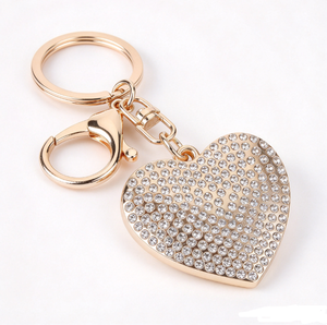 Llavero de cristal con forma de corazón, colgante para bolso, bonito regalo para el Día de San Valentín, regalo para pareja de novios recién casados. - Product Image 2