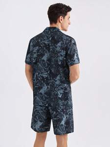 Set Estivo <span class=keywords><strong>da</strong></span> <span class=keywords><strong>Uomo</strong></span> per il Relax, Pigiama Leggero in Seta Ghiacciata con Pantaloncini - Product Image 3
