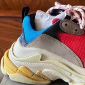Zapatillas deportivas de lujo estilo baloncesto de verano con diseño multicolor, modernas zapatillas para caminar con suela gruesa para hombre y mujer - Product Image 3