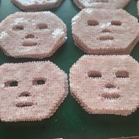 Masque facial rafraîchissant en quartz rose fait main avec strass en cristal et pierres précieuses, technique anti-âge pour les yeux