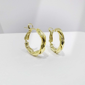 wholesale plata 925 sterling silver Luxury Geometric Hoop earring Everyday Wear women western hip hop zirconia 18k gold earrings - Product Image 4