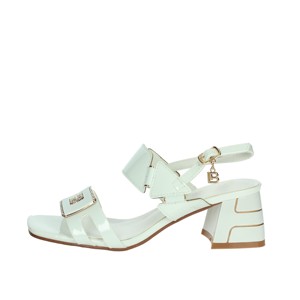 Sandalias blancas con tacón 9039 - Product Image 1