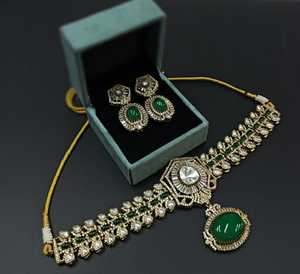 Élégance Motif Kundan Plaqué Or Mini Perles Collier avec Boucles d'Oreilles Style Goutte Bijoux Collier Ras du Cou - Product Image 4