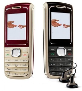 Téléphone portable classique 2G double SIM débloqué d'usine, vente en gros à chaud, à prix abordable, pour 1650 - Product Image 1