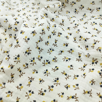 Vente chaude petites fleurs mignonnes impression mousseline Double gaze crêpe 100% coton tissu pour pyjamas de bébé