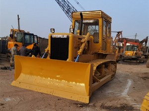 รถดันดินตีนตะขาบ Caterpillar D6D ผลิตในสหรัฐอเมริกา มือสอง ใช้งานน้อย ตรวจสอบอย่างสมบูรณ์ พร้อมริปเปอร์หลัง เครื่องยนต์ 3306 ขาย - Product Image 4