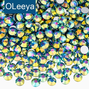 Strass non thermocollants OLeeya, bleu paon, super brillants, en verre à dos plat, pour DIY, nail art, breloques et pierres décoratives - Product Image 1