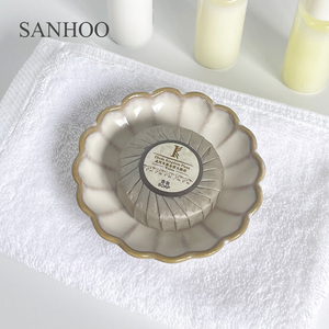 SANHOO <span class=keywords><strong>pas</strong></span> <span class=keywords><strong>cher</strong></span> prix d'usine ensemble d'équipements d'hôtel mini savon fournitures d'hôtel Kit de toilette invité Logo personnalisé - Product Image 5