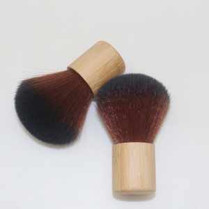<span class=keywords><strong>Brocha</strong></span> de maquillaje <span class=keywords><strong>Kabuki</strong></span> con mango de bambú <span class=keywords><strong>Natural</strong></span>, <span class=keywords><strong>brocha</strong></span> de maquillaje <span class=keywords><strong>Kabuki</strong></span> pequeña para viaje - Product Image 4