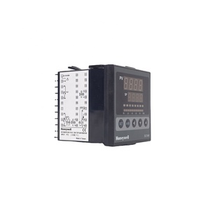 Contrôleurs numériques polyvalents Honeywell DC1040CR-301110-E, pour brûleur de chaudière - Product Image 1