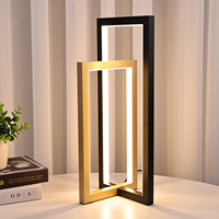 Nouveau Design 3 Étape Tactile Dimmable Luminosité Forme Carrée Led Lecture Smart LED Articles Lumineux Lampe de Bureau pour Chambre