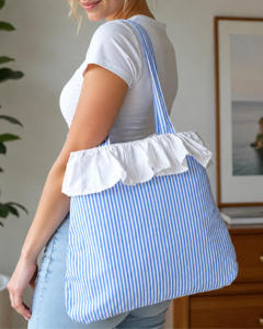 Nouveau Sac Fourre-tout de Plage 2026 Tendance Personnalisé à Rayures Bleues avec Volants, Grande Capacité, Écologique, pour Usage Quotidien, pour Femmes - Product Image 1