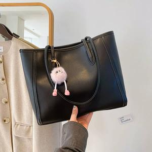 Nuevo Bolso Tote Vintage de Gran Capacidad, Estilo Coreano Moderno, Bolso de Hombro Ligero con Mini Bolsa Desmontable - Product Image 4