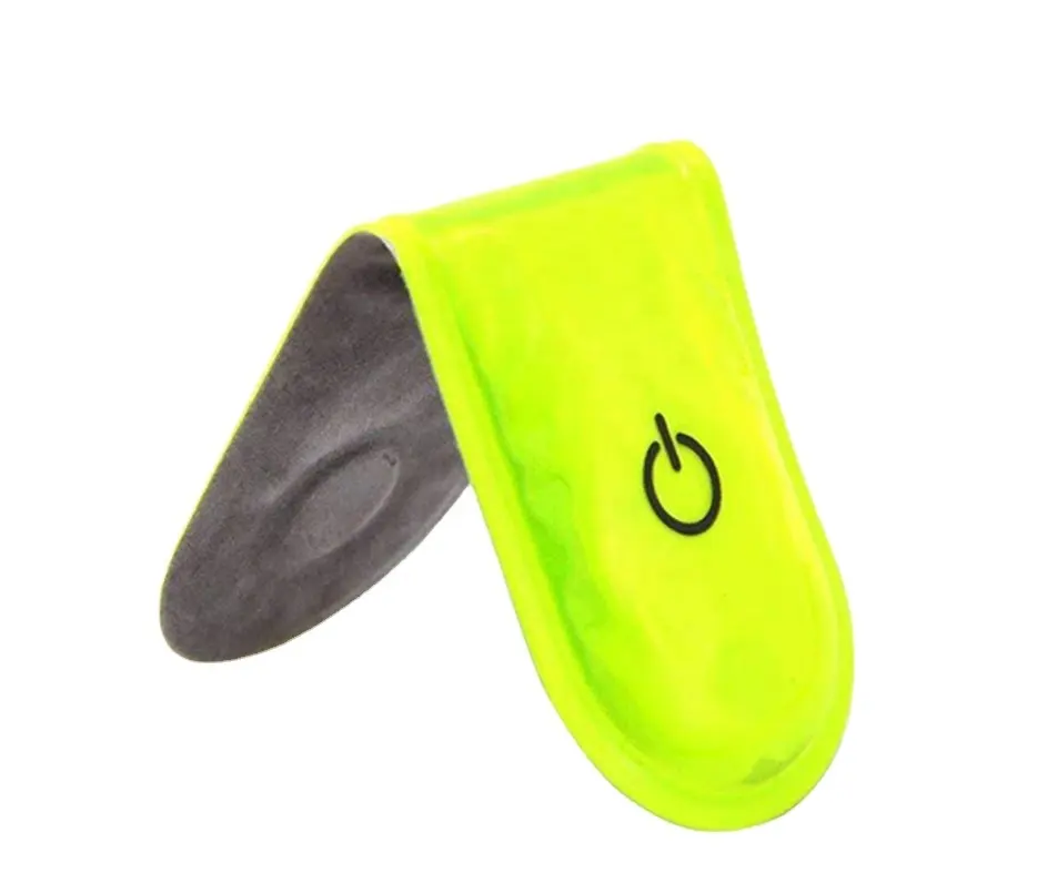 led Reflector Clips - Magnetic Reflectors for Clothes, Jacket, Dog Harness - Flexible Use for Jogging, Backpack or School Bag