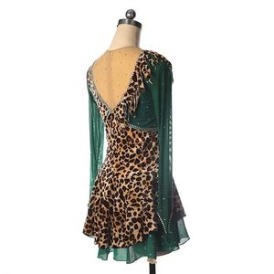 Justaucorps <span class=keywords><strong>de</strong></span> gymnastique en strass personnalisé professionnel Costume <span class=keywords><strong>de</strong></span> compétition <span class=keywords><strong>artistique</strong></span> <span class=keywords><strong>de</strong></span> luxe pour <span class=keywords><strong>robe</strong></span> <span class=keywords><strong>de</strong></span> <span class=keywords><strong>patinage</strong></span> rythmique <span class=keywords><strong>de</strong></span> <span class=keywords><strong>danse</strong></span> sur scène - Product Image 3