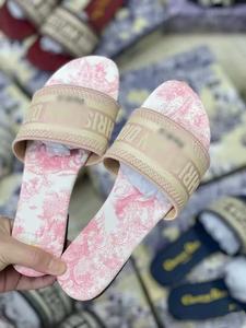 Sandali Estivi di Lusso Classici e Casual da Donna con Design alla Moda - Ciabatte da Donna per Vacanze al Mare - Product Image 5