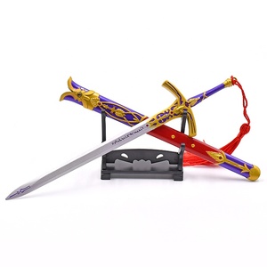 Popular Anime Fates Stay Night Caliburn Saber modelo llavero Metal Katana espada llaveros presione para expulsar espada juguete Cosplay regalo - Product Image 1