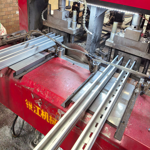 Năng lượng mặt trời bảng điều khiển gắn hệ thống hỗ trợ PV mặt đất phẳng mái <span class=keywords><strong>c</strong></span>ài đặt chân đế <span class=keywords><strong>c</strong></span>ấu trú<span class=keywords><strong>c</strong></span> HDG <span class=keywords><strong>C</strong></span> kênh chân đế - Product Image 3