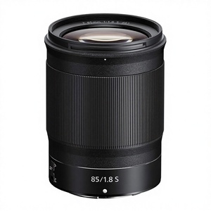 Objectif téléobjectif à focale fixe NIKKOR Z 85mm F/1.8 S pour appareils photo sans miroir |   Filetage de filtre 56 mm |   Pas de format plein cadre |   Modèle USA, doux et arrondi - Product Image 1