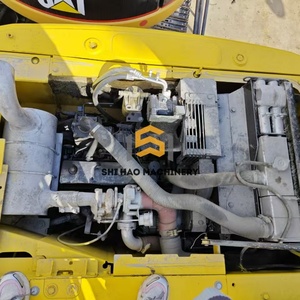 Garantie après-vente Projet d'infrastructure Excavatrice hydraulique sur chenilles Komatsu PC130 d'occasion de 13 tonnes avec rétrocaveuse - Product Image 4