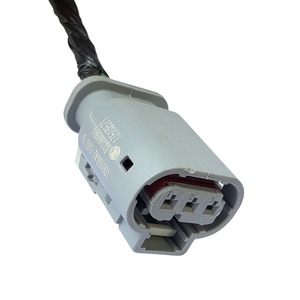 10010342 Connecteur automobile étanche à 3 broches MLK 1.2 Série HPC Code GM 13503571 B <span class=keywords><strong>Gris</strong></span> <span class=keywords><strong>clair</strong></span> IATF 16949 - Product Image 1