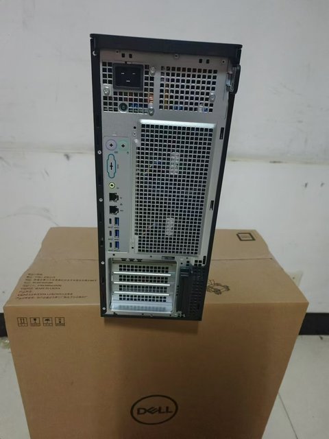 De Ll T440 Tower Server Intel Xeon 4108 3.0GHz DDR4 16GB 2TB Sata H350 Server