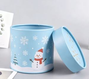 Tubo de Papel Cilíndrico Personalizado de Fábrica para Regalos, Tubo de Embalaje Redondo para Regalos Navideños - Product Image 4
