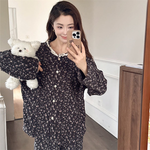 Ensembles de vêtements de nuit 273 #   Ensemble de vêtements de maison doux et délicat en dentelle à petites fleurs, pyjama pour femmes, pyjama en cachemire Yunshu d'hiver - Product Image 3