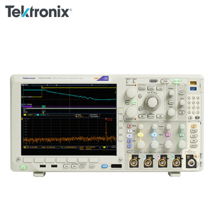 Osciloscopio de Dominio Mixto Tektronix Mdo4024C, 4 Canales, Frecuencia de Muestreo de 1 Gsa, Osciloscopio de Almacenamiento Digital - Product Image 1