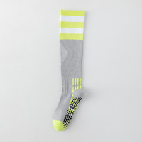 Chaussettes de compression longues pour femmes, chaussettes de sport professionnelles pour la course à pied et le cyclisme, chaussettes sans couture, antidérapantes, avec grip