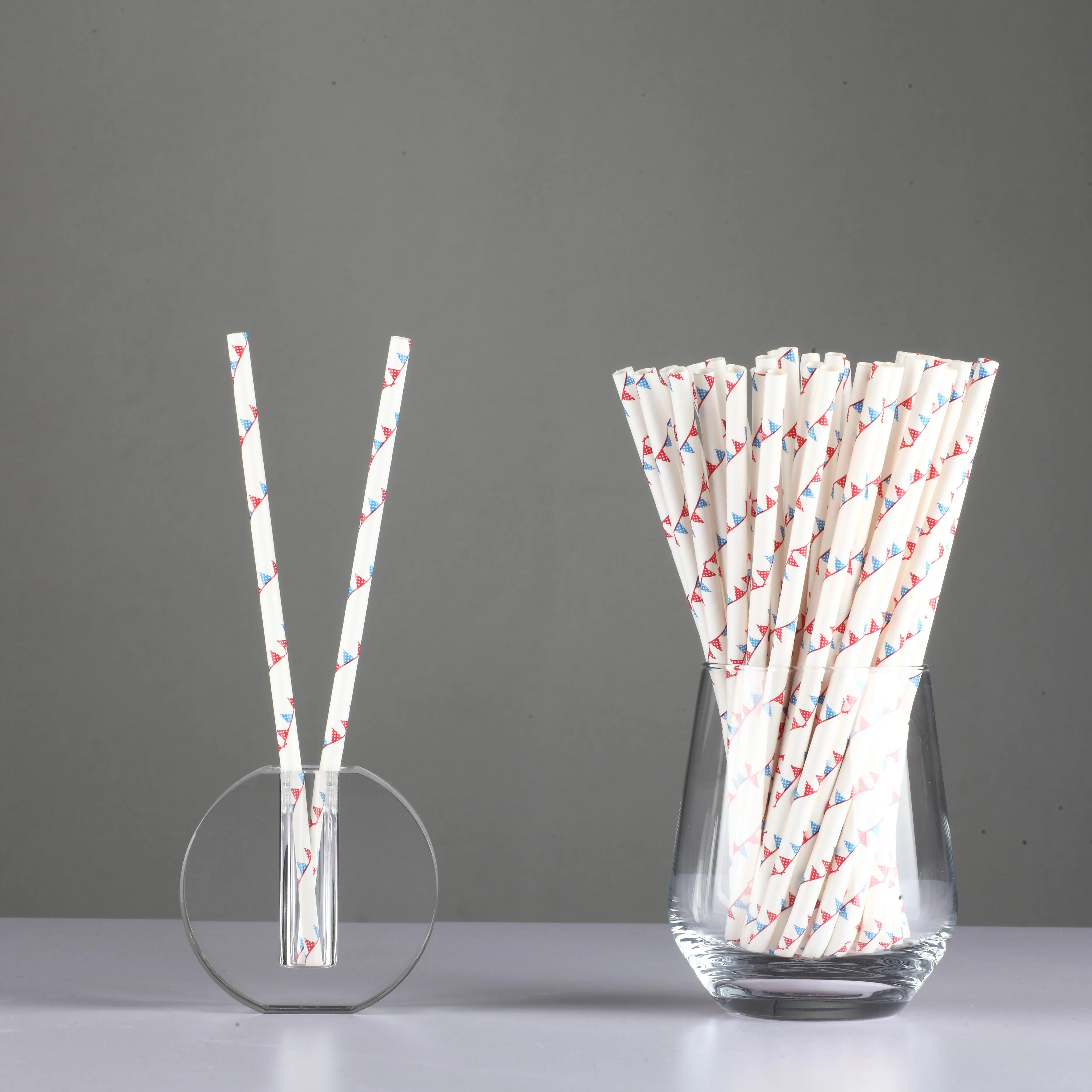 Wholesale Colorful Star Printed Paper Straws Biodegradable Bunting Flag Disposable Drinking Straws for Birthday Party Decor