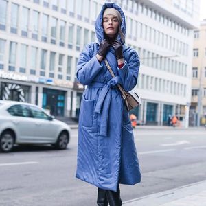 Manteau épaissi de neige avec ceinture à capuche, costume long en coton pour femmes, costume d'automne et d'été <span class=keywords><strong>2022</strong></span> en coton de couleur pure - Product Image 2