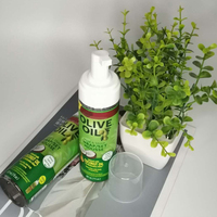Mousse Coiffante Nourrissante en Gros pour Cheveux, Huile Coiffante, Mousse Brillance pour Tresses à l'Huile d'Olive, Fixation Forte Unisexe