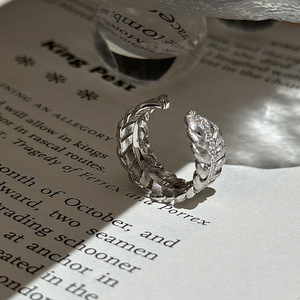 Bague en argent pur S925, feuille brossée, design vintage français rétro, réglable, tendance, incrustation de coquillages, bijoux - Product Image 3