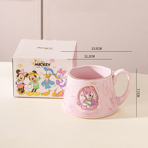 Tasse en céramique mignonne de la série badges Mickey et Minnie - Tasse à café de dessin animé pour couples, tasse à petit-déjeuner en céramique de haute qualité, idéale comme cadeau - Product Image 6